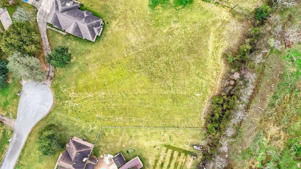 Image 4 of property listing at 0 Rabb Ridge Drive, Richmond, TX 77469
