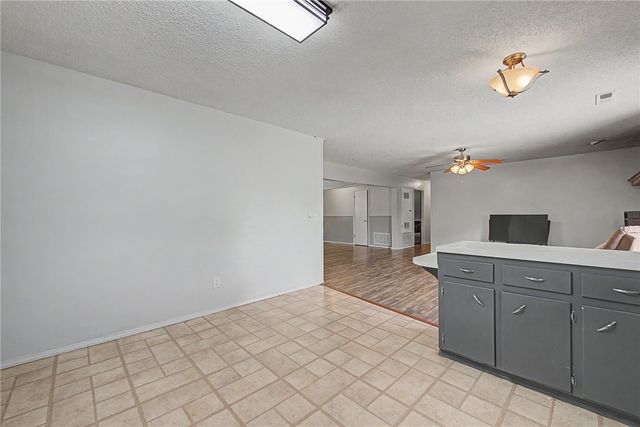 3406 Edward Avenue, Springdale, AR 72762
