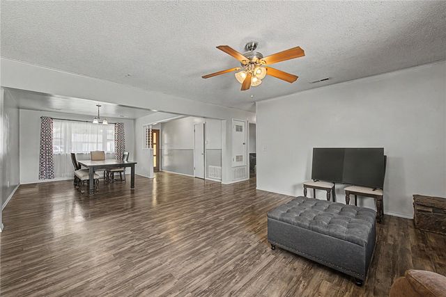 3406 Edward Avenue, Springdale, AR 72762