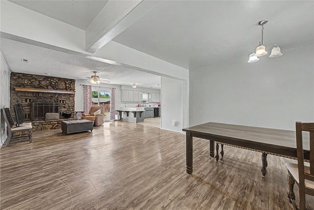 3406 Edward Avenue, Springdale, AR 72762