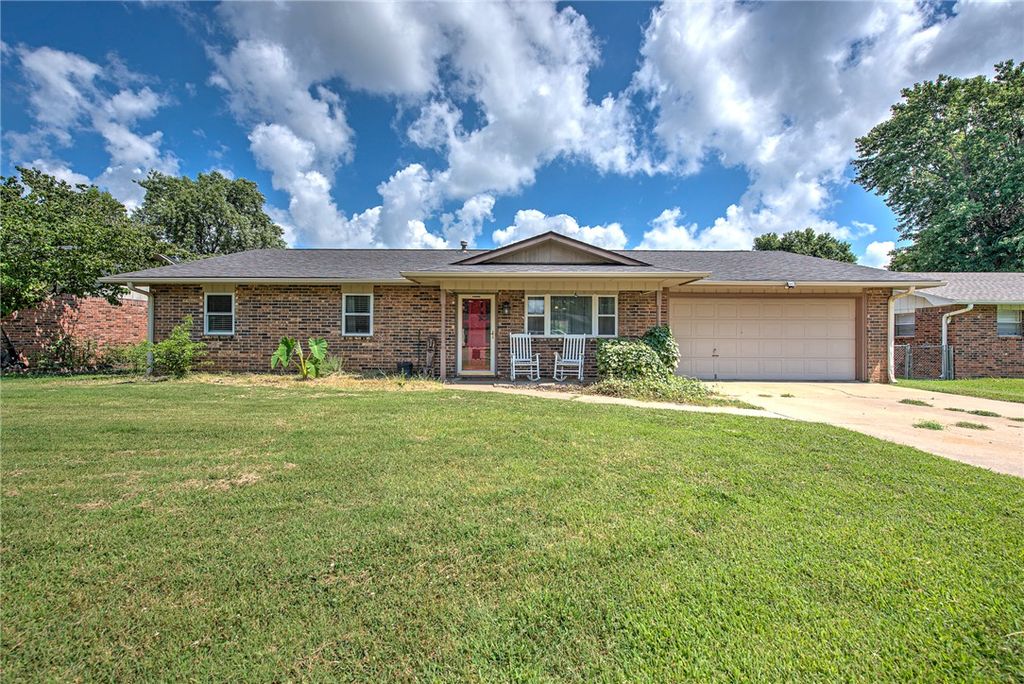 3406 Edward Avenue, Springdale, AR 72762