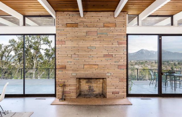 877 Hillcrest Drive, Pomona, CA 91768