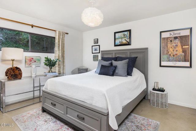 877 Hillcrest Drive, Pomona, CA 91768