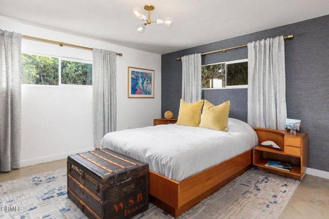 877 Hillcrest Drive, Pomona, CA 91768