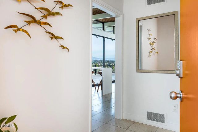 877 Hillcrest Drive, Pomona, CA 91768