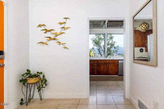 877 Hillcrest Drive, Pomona, CA 91768