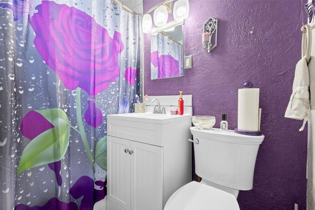 10490 115TH AVENUE, Largo, FL 33773