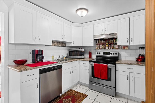 10490 115TH AVENUE, Largo, FL 33773