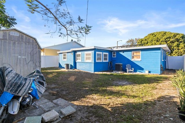 10490 115TH AVENUE, Largo, FL 33773