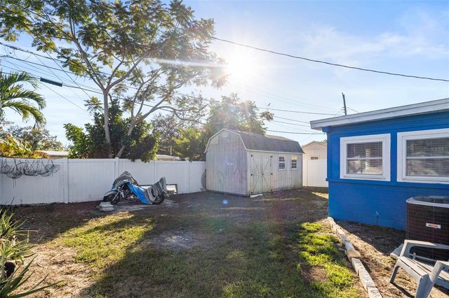 10490 115TH AVENUE, Largo, FL 33773