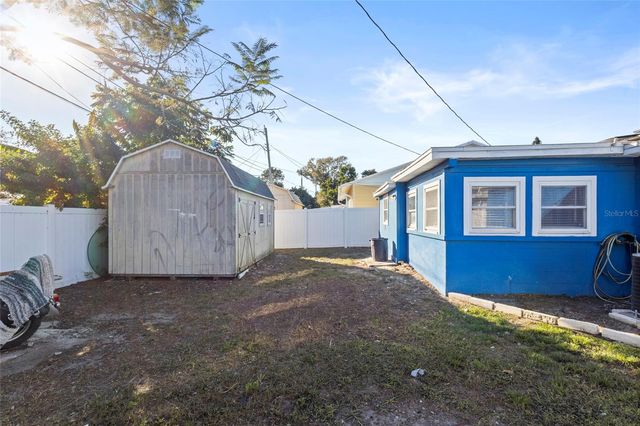 10490 115TH AVENUE, Largo, FL 33773