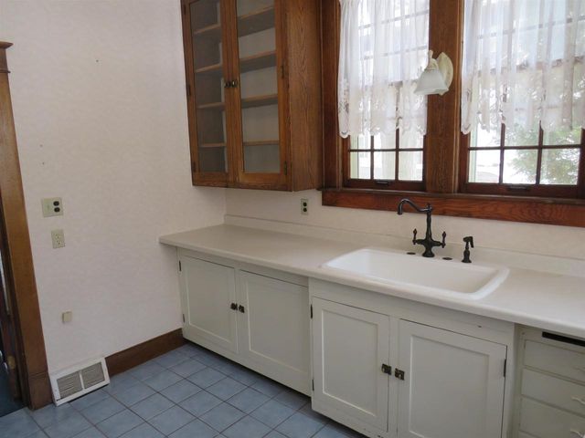 709 1ST AVENUE, Antigo, WI 54409