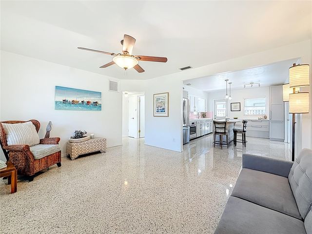 5401 17TH AVENUE S, Gulfport, FL 33707