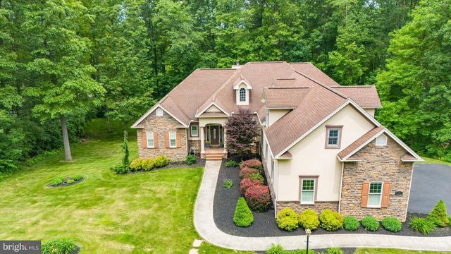 282 TIMBERTON CIR, Bellefonte, PA 16823
