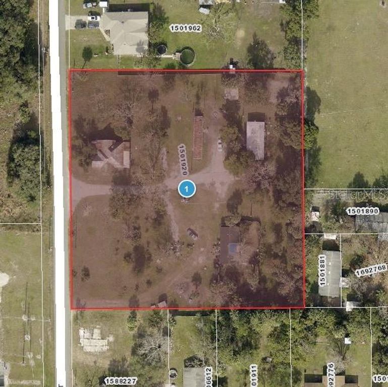 38540 LINE, Umatilla, FL 32784
