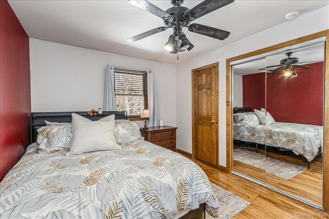 4 Andover Place, Huntington, NY 11743