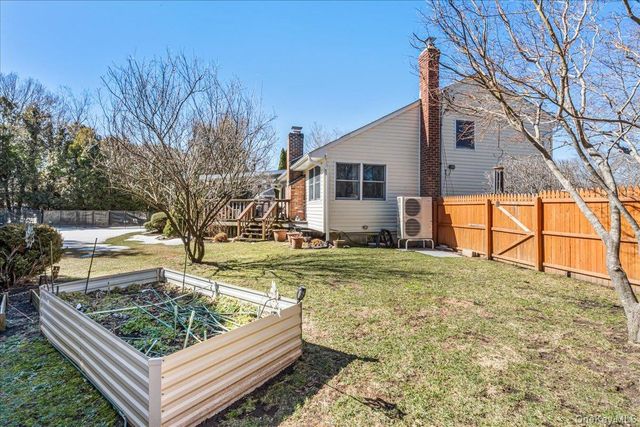 4 Andover Place, Huntington, NY 11743