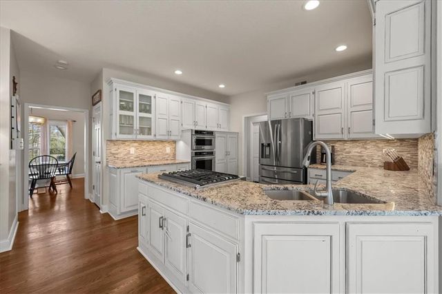 3405 W 129th Street, Leawood, KS 66209