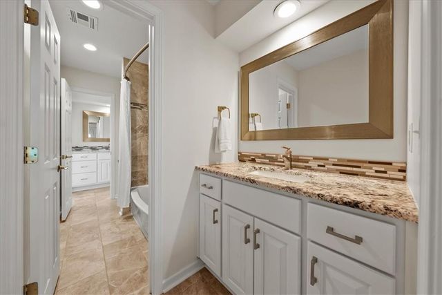 3405 W 129th Street, Leawood, KS 66209