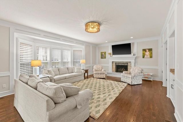 3405 W 129th Street, Leawood, KS 66209