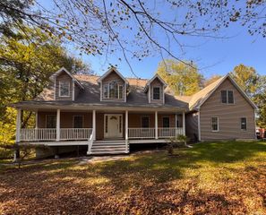 60 Erickson Road, New Milford, CT 06776