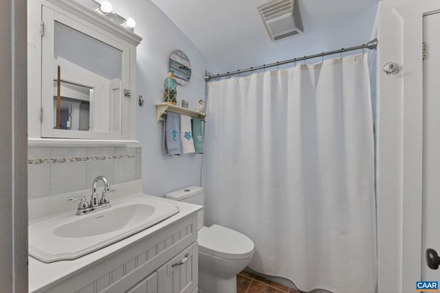 279 JEFFERSON DR, Palmyra, VA 22963