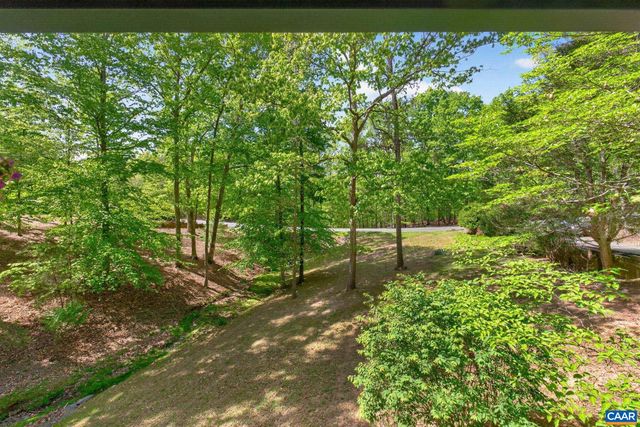 279 JEFFERSON DR, Palmyra, VA 22963