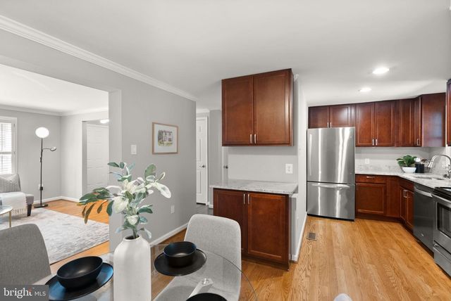7600 WOOD MIST LN, Falls Church, VA 22043