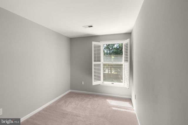 7600 WOOD MIST LN, Falls Church, VA 22043