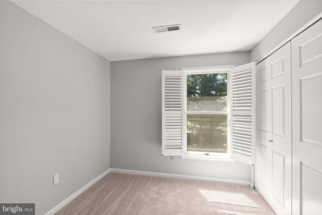 7600 WOOD MIST LN, Falls Church, VA 22043