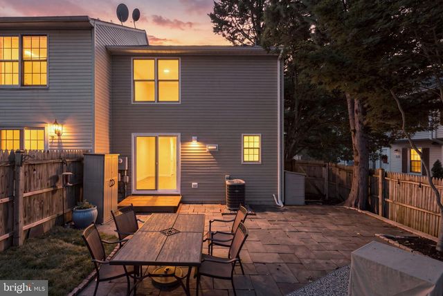7600 WOOD MIST LN, Falls Church, VA 22043