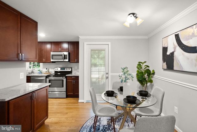7600 WOOD MIST LN, Falls Church, VA 22043