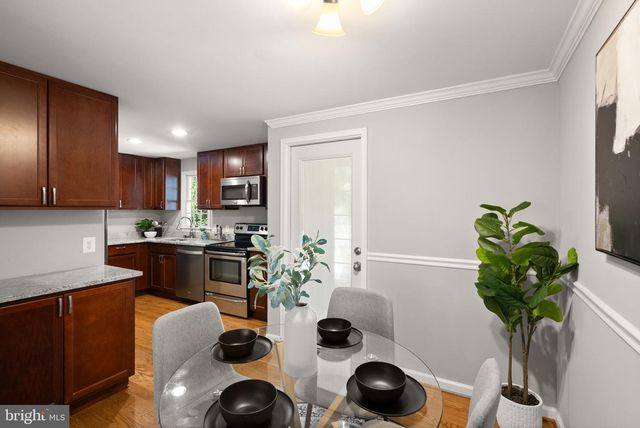 7600 WOOD MIST LN, Falls Church, VA 22043