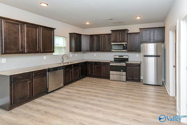1051 Sandy Springs Road, Huntsville, AL 35806