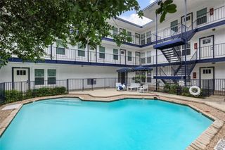 923 E 41st ST 105, Austin, TX 78751