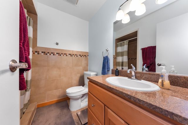 605 Watersedge Drive, Ann Arbor, MI 48105