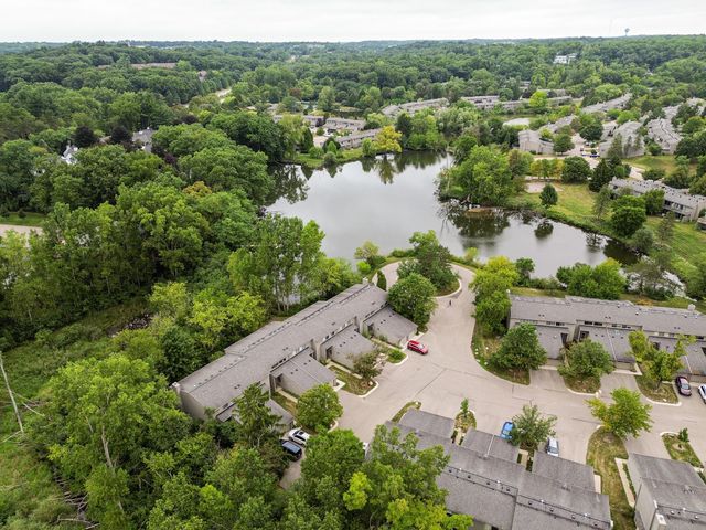 605 Watersedge Drive, Ann Arbor, MI 48105