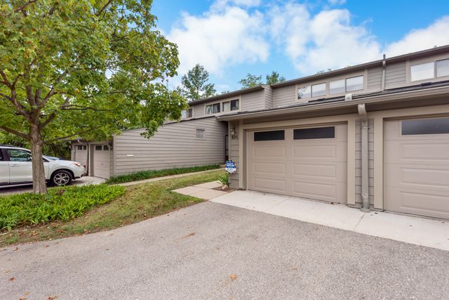 605 Watersedge Drive, Ann Arbor, MI 48105