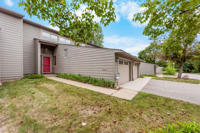 605 Watersedge Drive, Ann Arbor, MI 48105