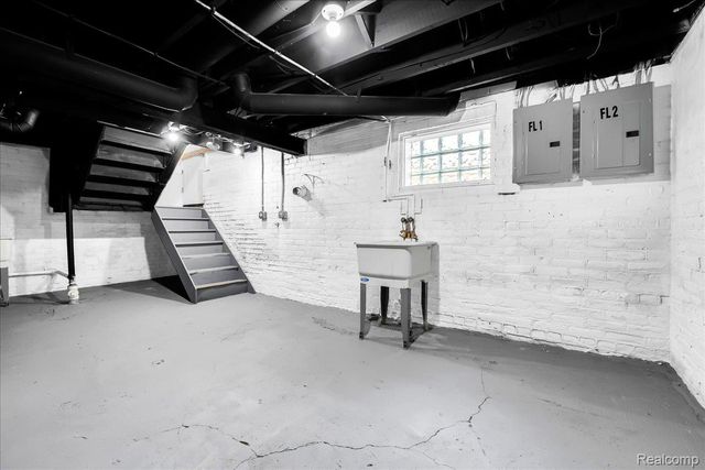 3304 Clairmount Street, Detroit, MI 48206