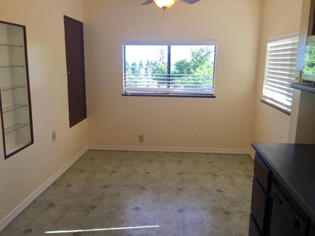 34 Washington St, Colfax, CA 95713