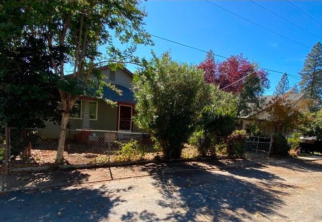 34 Washington St, Colfax, CA 95713