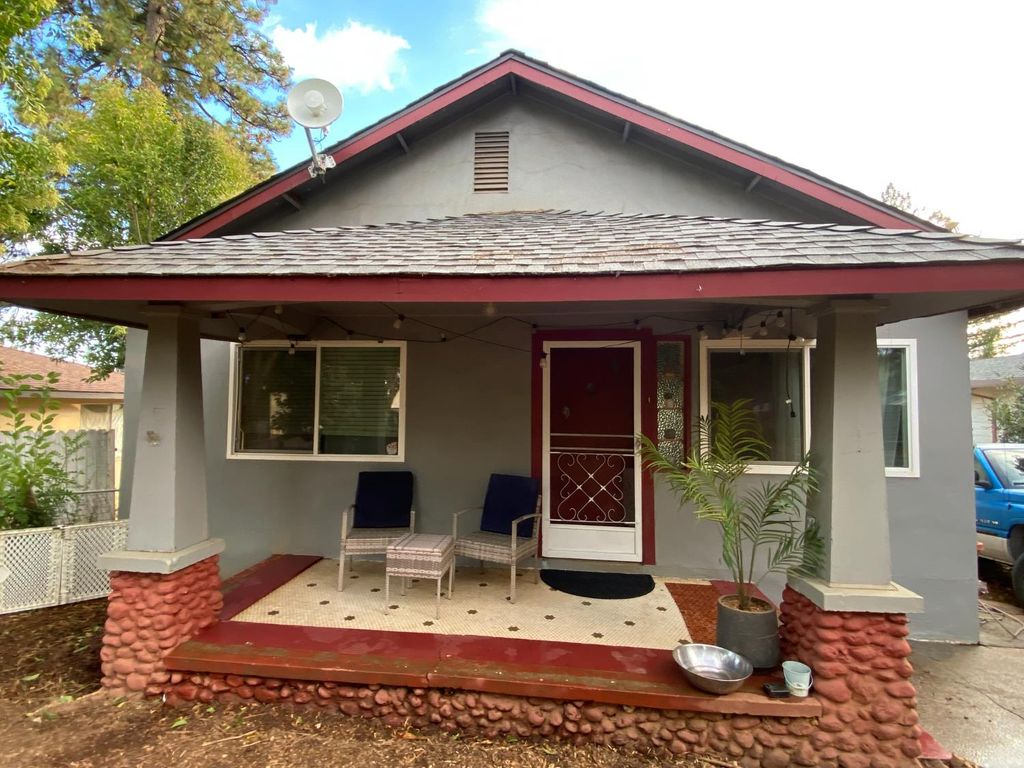 34 Washington St, Colfax, CA 95713