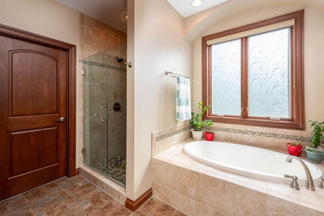 105 Viking Court, Mankato, MN 56001