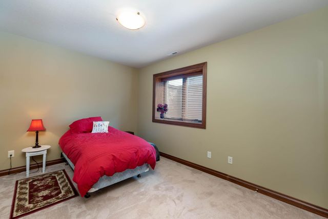 105 Viking Court, Mankato, MN 56001
