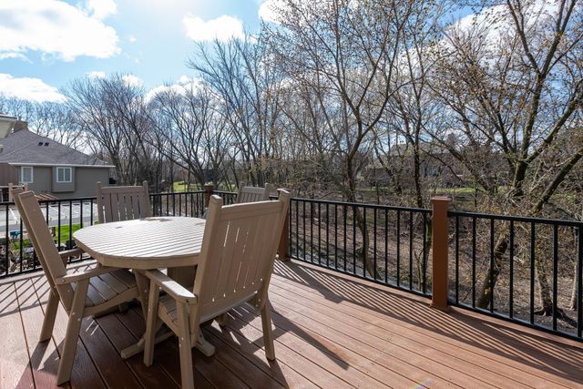 105 Viking Court, Mankato, MN 56001