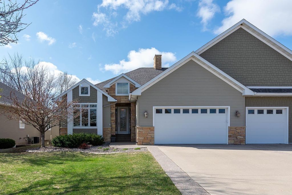 105 Viking Court, Mankato, MN 56001