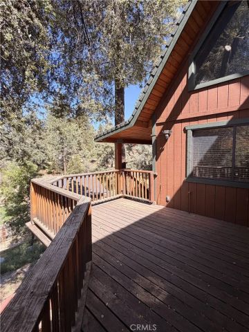 2208 Bernina Dr, Pine Mountain Club, CA 93222