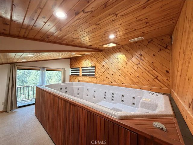 2208 Bernina Dr, Pine Mountain Club, CA 93222