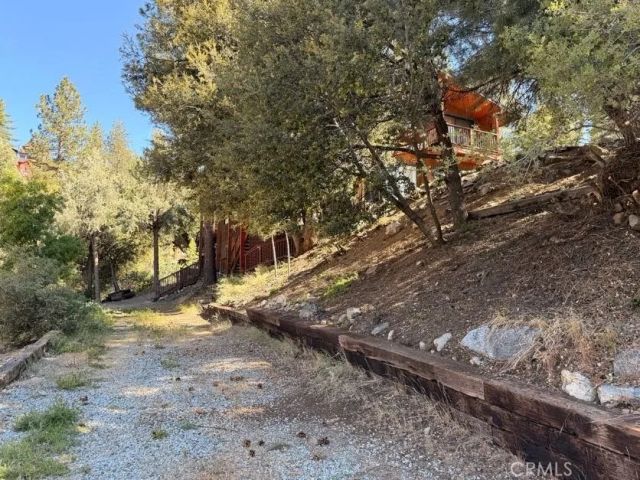 2208 Bernina Dr, Pine Mountain Club, CA 93222